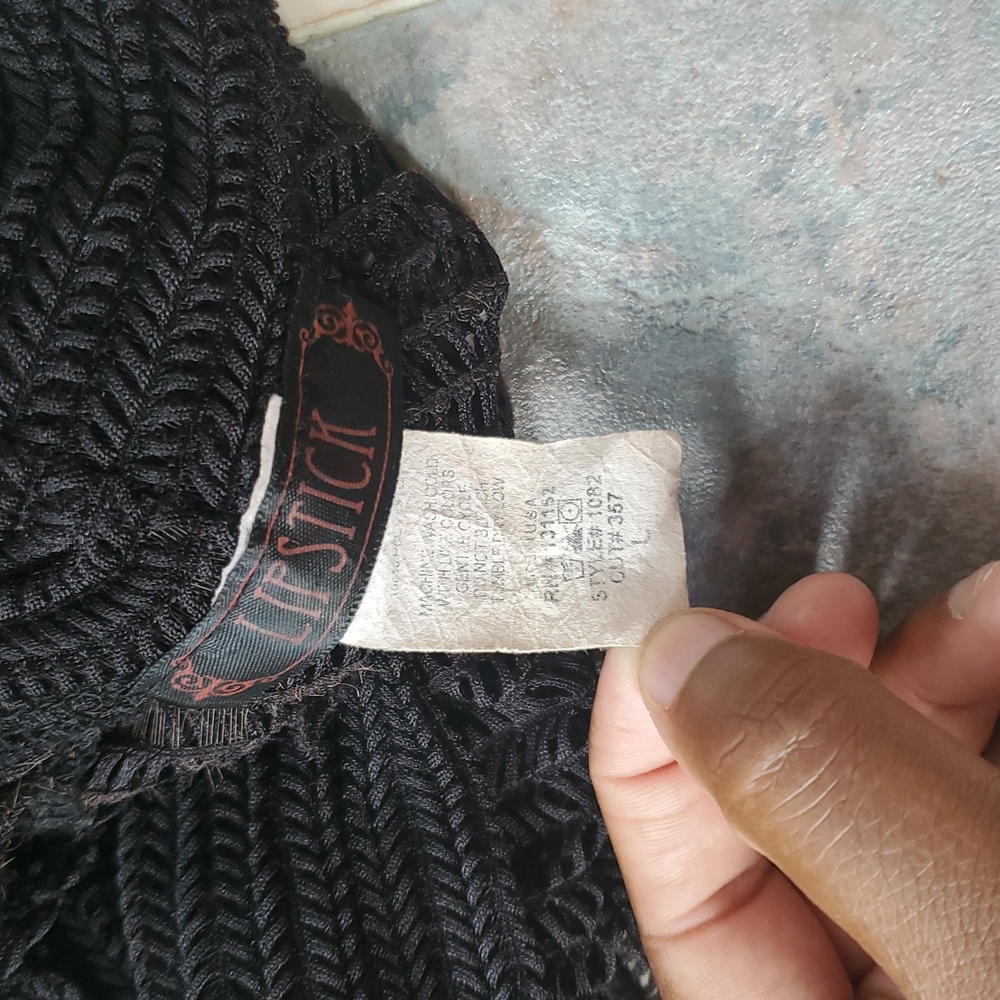 Lipstick Boutique Black Shrug Top - Picture 3 of 3